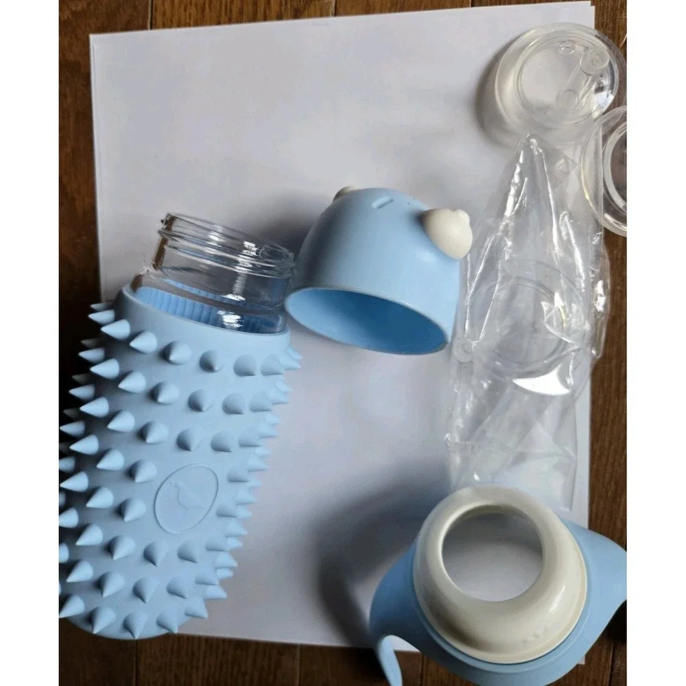 Tabor Place Spikey Bear Glass Sippy Cup for Toddlers 8oz Leakproof Silicone